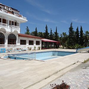Larissa Mare Beach